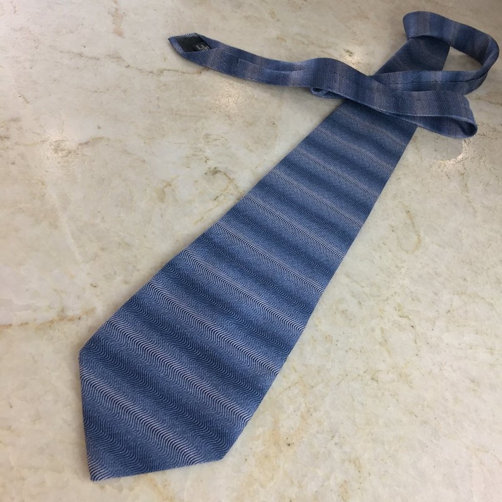 KENNETH COLE SILK TIE
